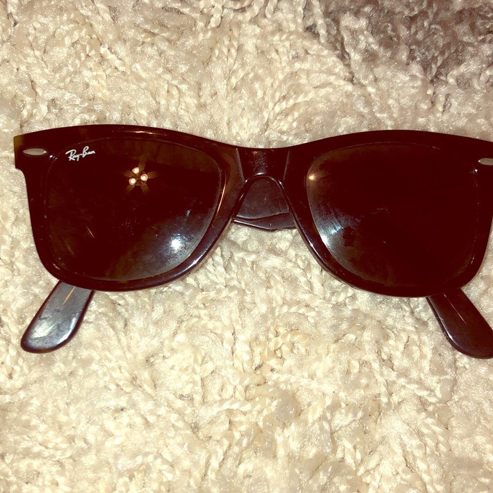 Ray-ban Wayfarer sunglasses
